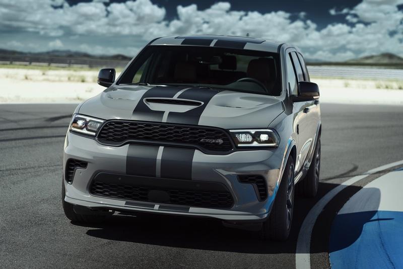 The 2021 Dodge Durango Is About More Than a Facelift Thanks to the New 710-Horsepower SRT Hellcat Trim Exterior - image 917167