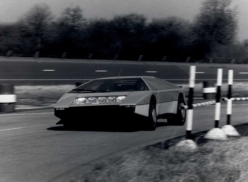 1980 Aston Martin Bulldog - image 159975